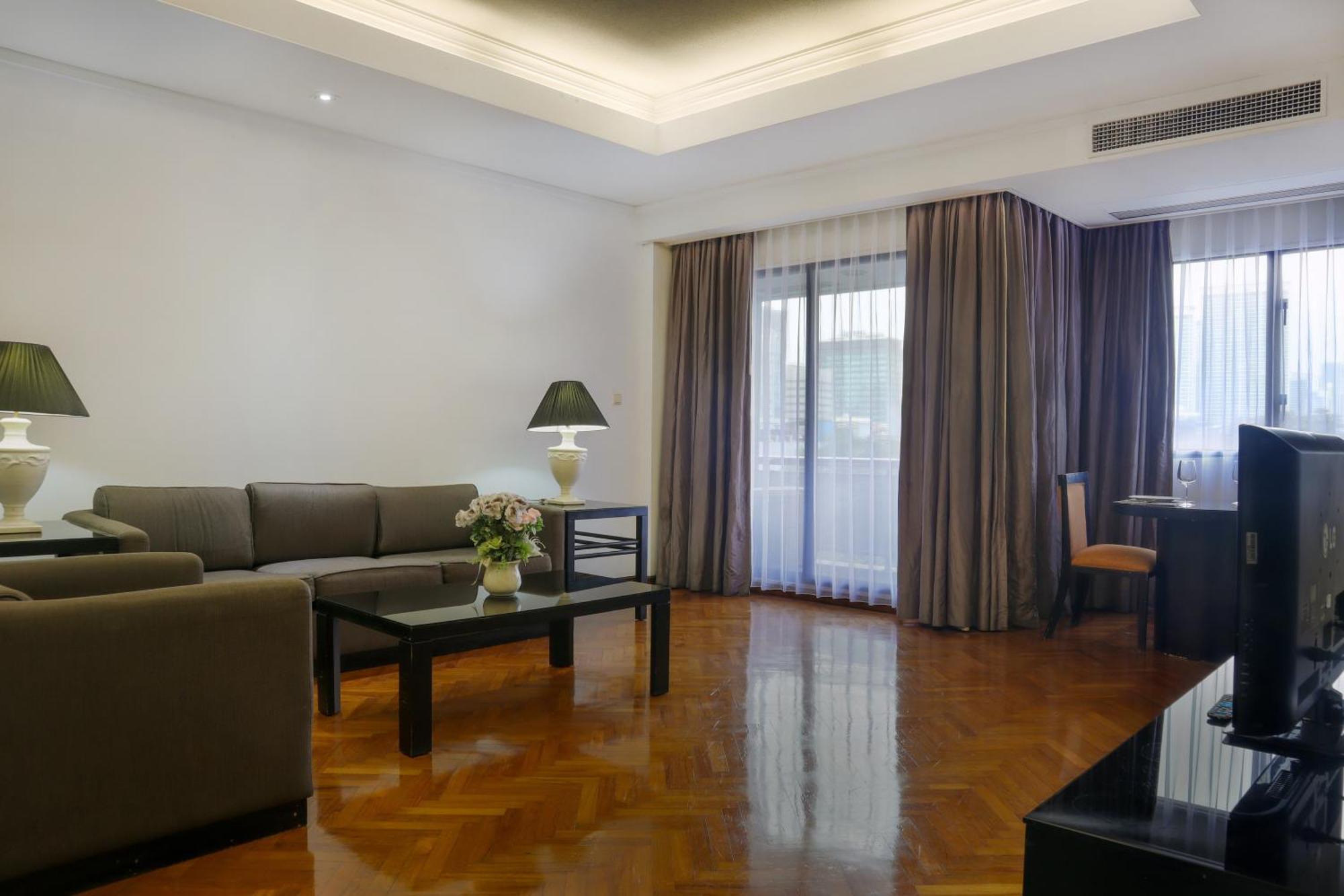 Oakwood Suites Kuningan Jakarta Luaran gambar