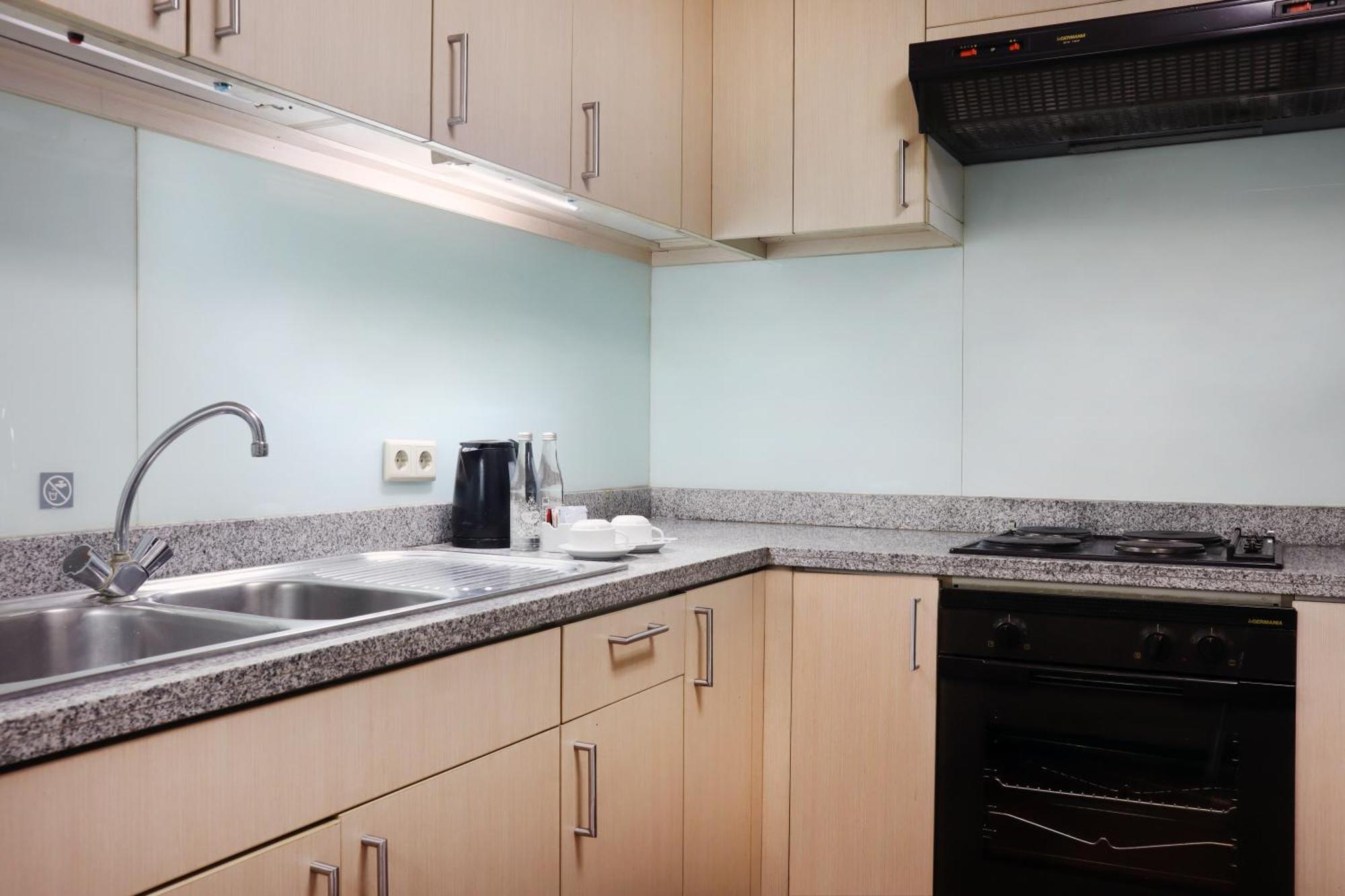 Oakwood Suites Kuningan Jakarta Luaran gambar